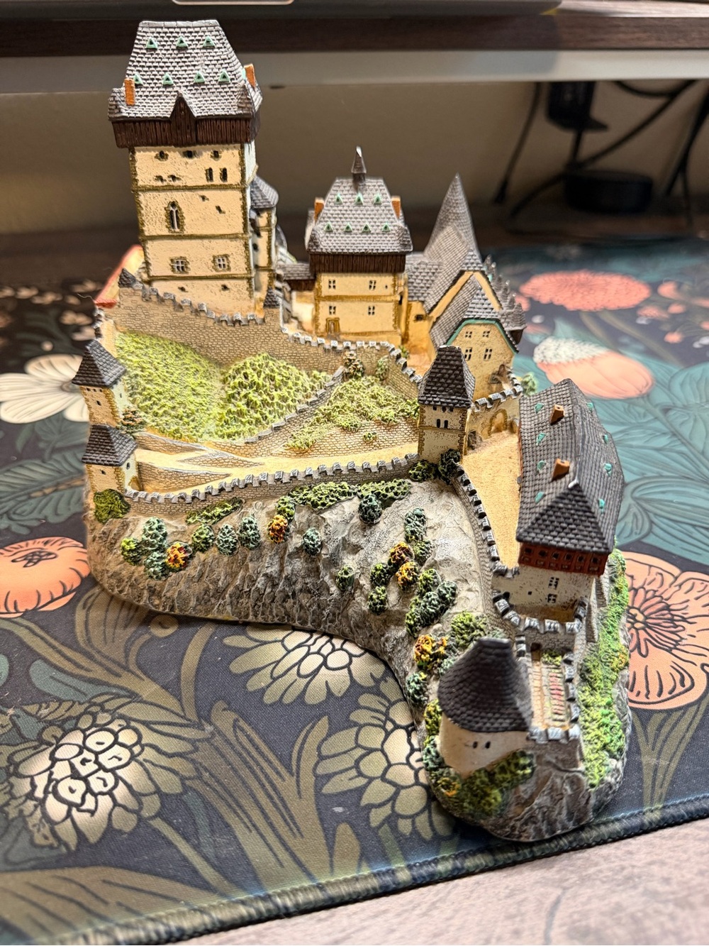 Danbury Mint Castle Sculpture